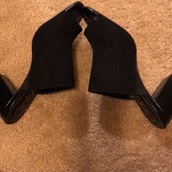 Shoes - Picture 2 of 2